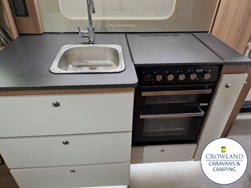 2018 Bailey Unicorn Vigo - Image 15